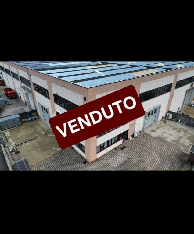 locale commerciale in vendita a Concesio in zona Campagnole