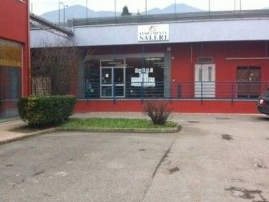 negozio in vendita a Concesio