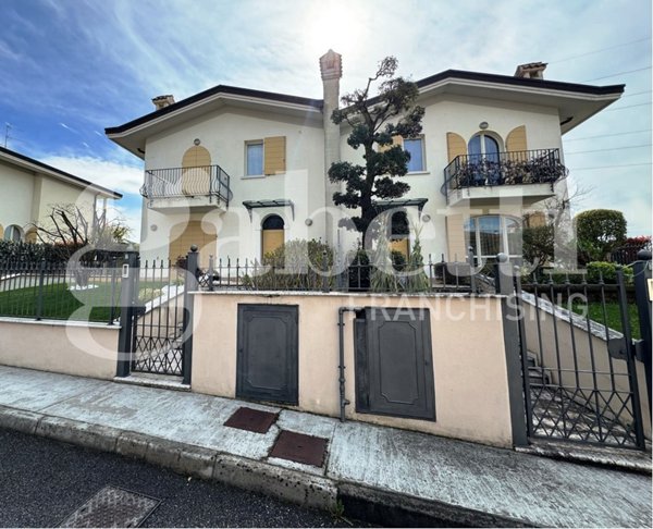 casa indipendente in vendita a Concesio
