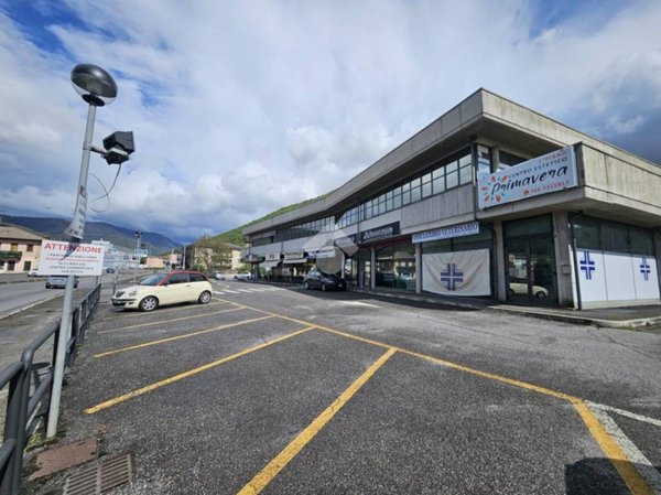 negozio in vendita a Concesio