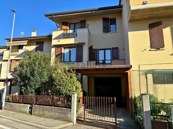 casa indipendente in vendita a Concesio