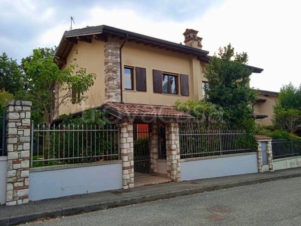 casa indipendente in vendita a Concesio