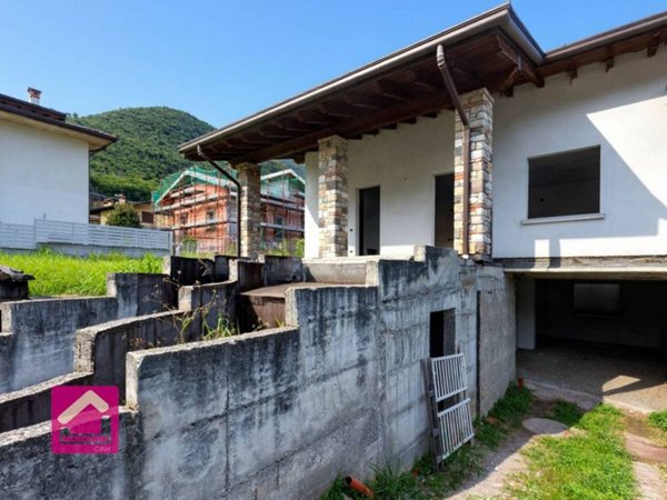 casa indipendente in vendita a Concesio