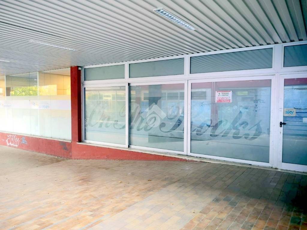 negozio in vendita a Concesio