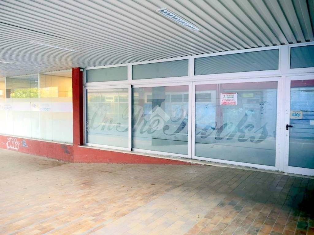 negozio in vendita a Concesio