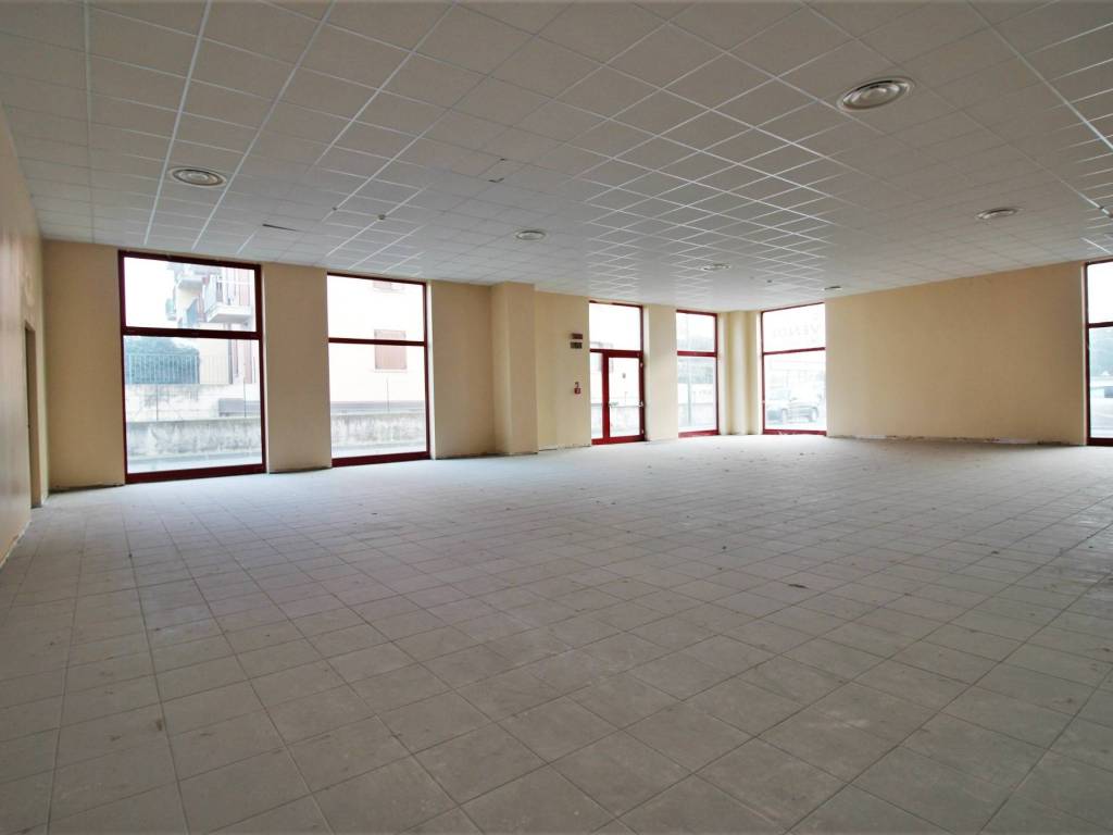 negozio in vendita a Concesio