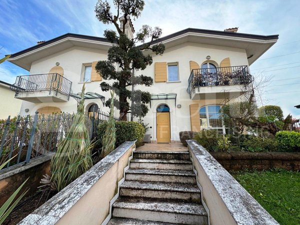 casa indipendente in vendita a Concesio