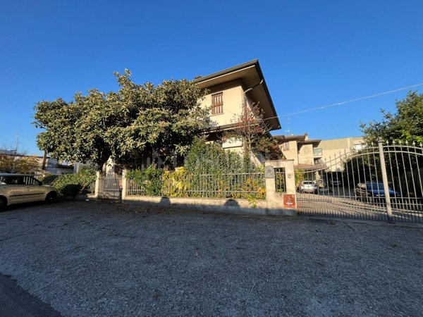 casa indipendente in vendita a Concesio in zona San Vigilio