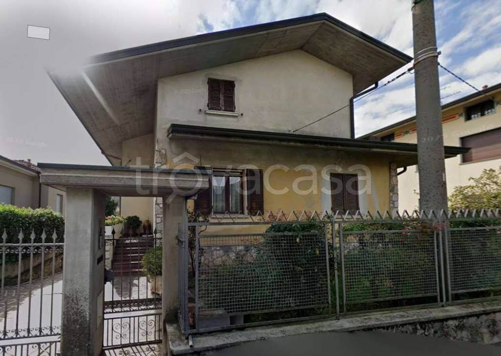 casa indipendente in vendita a Concesio in zona San Vigilio