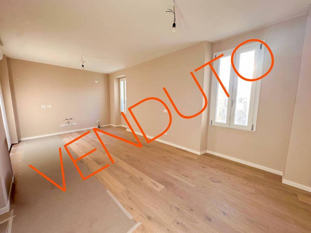 appartamento in vendita a Concesio in zona Costorio