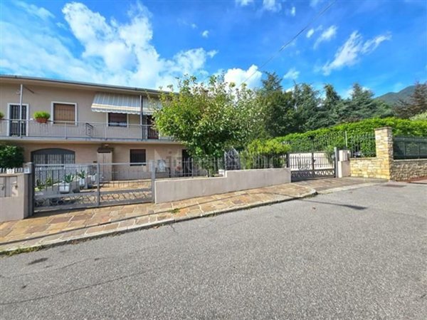 casa indipendente in vendita a Concesio in zona Roncaglie