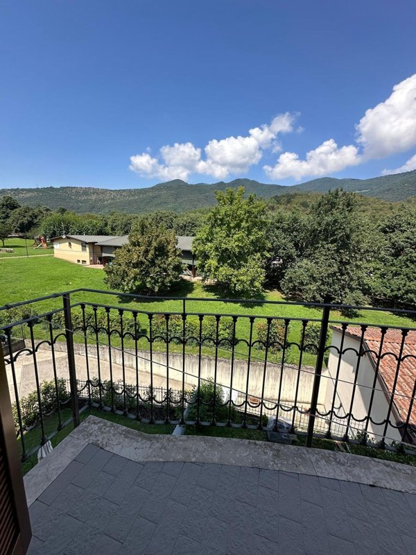 appartamento in vendita a Concesio in zona Sant'Andrea