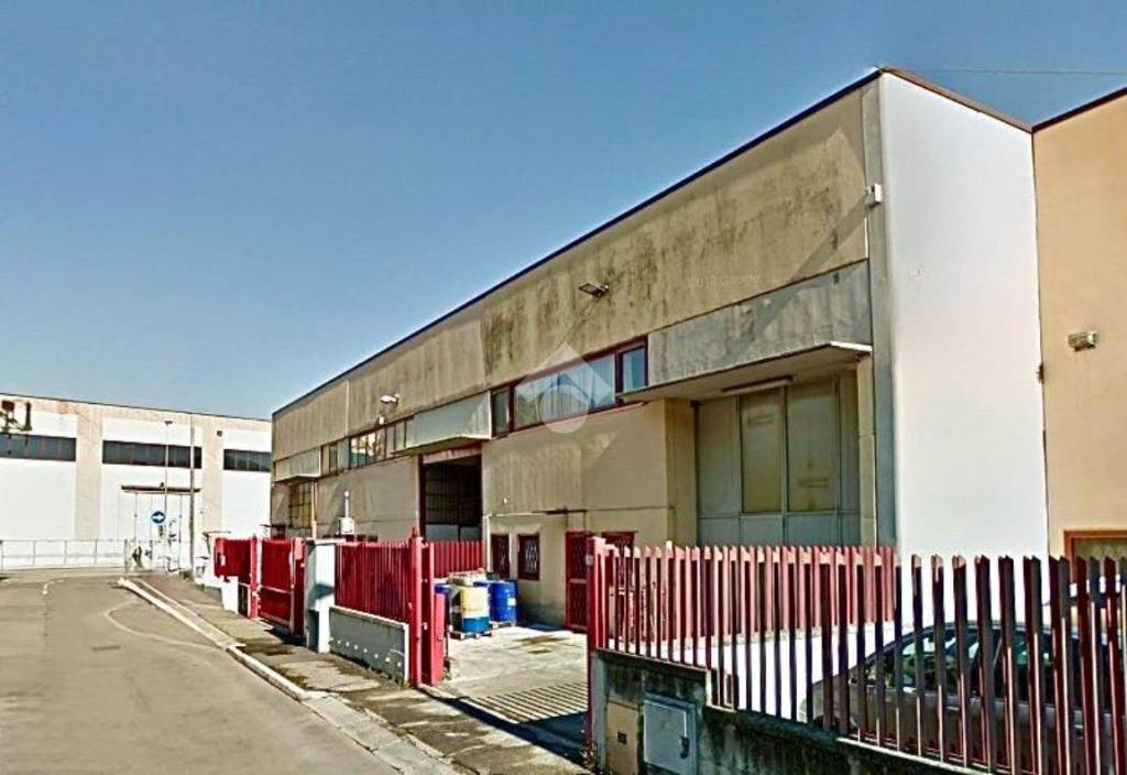 negozio in vendita a Concesio