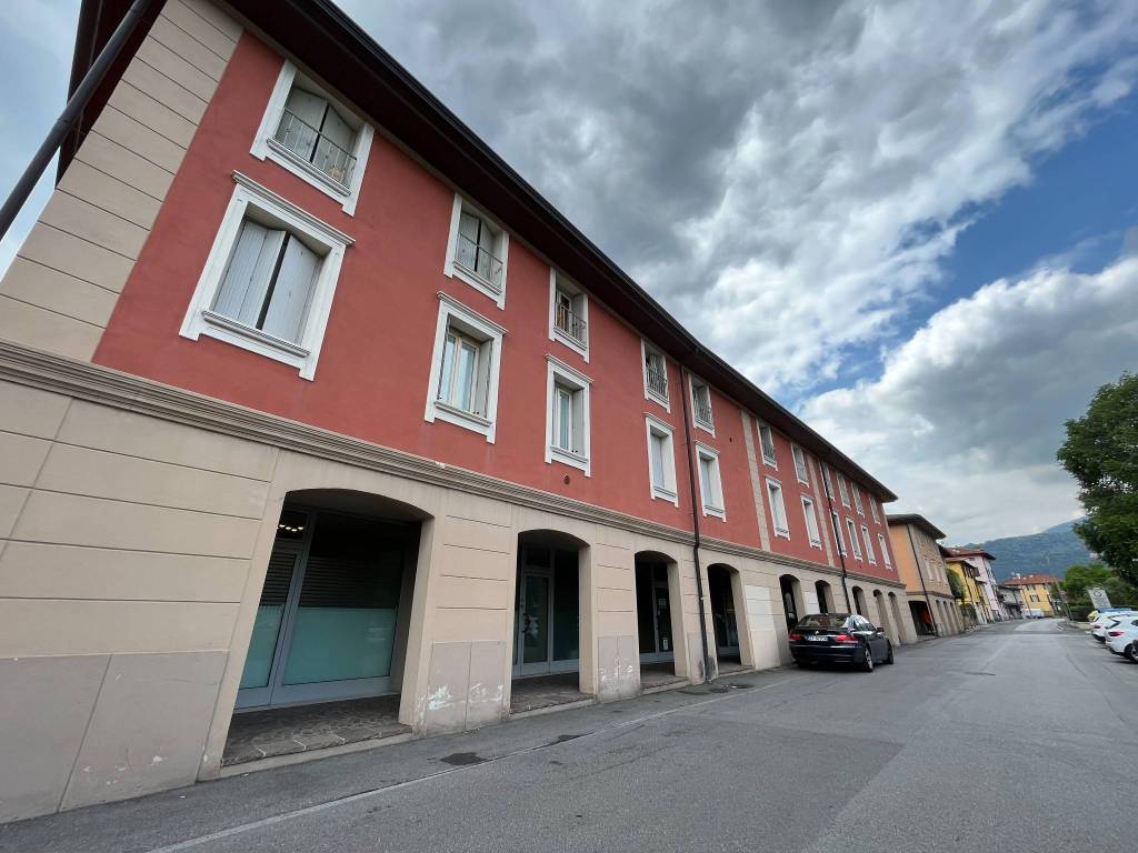 negozio in vendita a Concesio