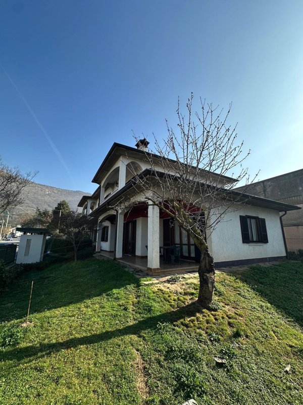 casa indipendente in vendita a Concesio