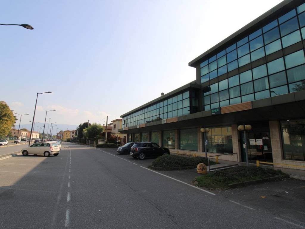 ufficio in vendita a Concesio