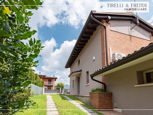 casa indipendente in vendita a Concesio in zona San Vigilio