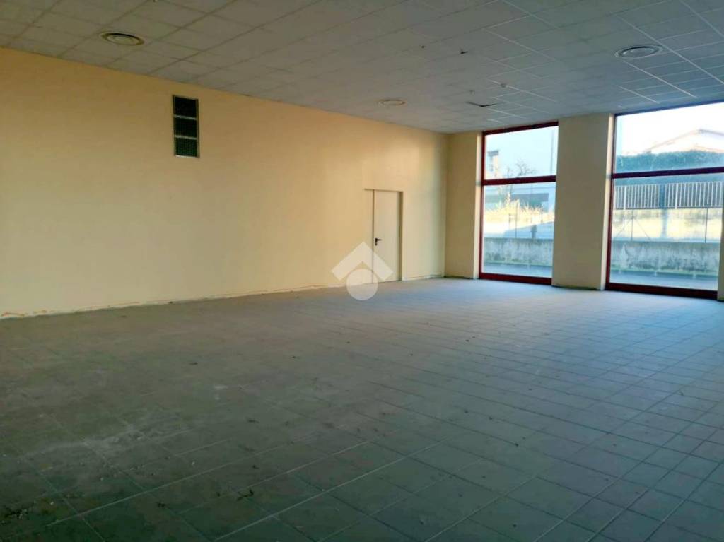 negozio in vendita a Concesio in zona Sant'Andrea