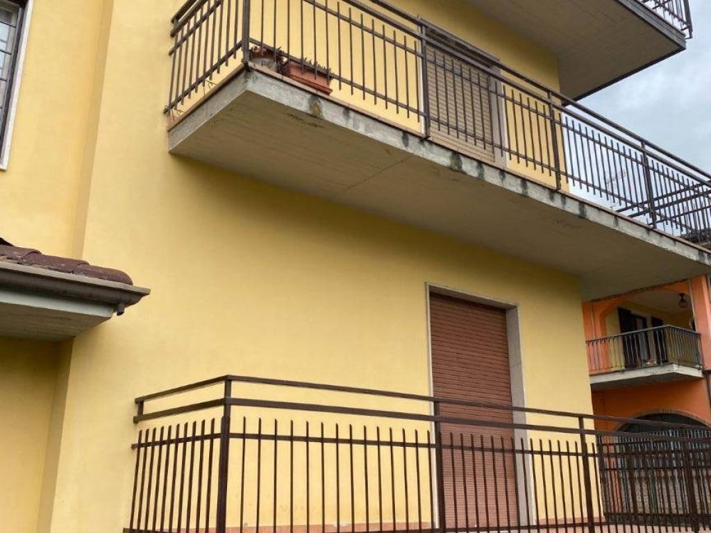 appartamento in vendita a Concesio in zona Roncaglie