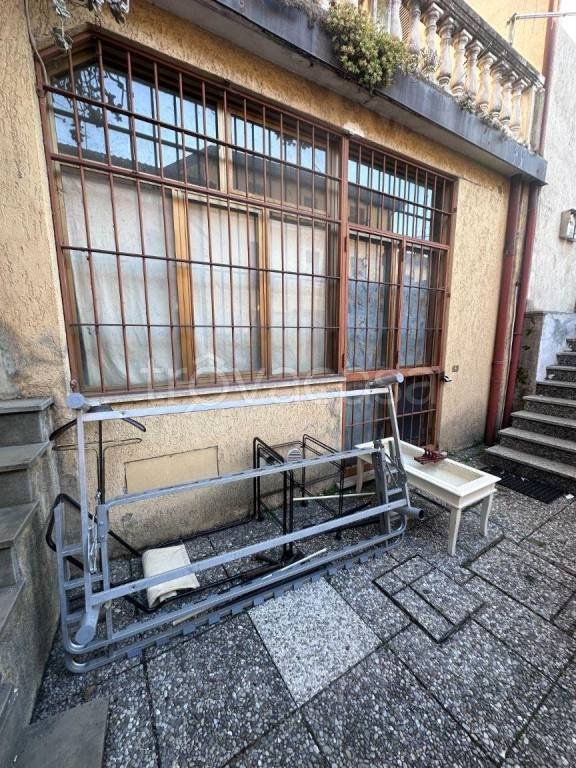 negozio in vendita a Concesio in zona Costorio