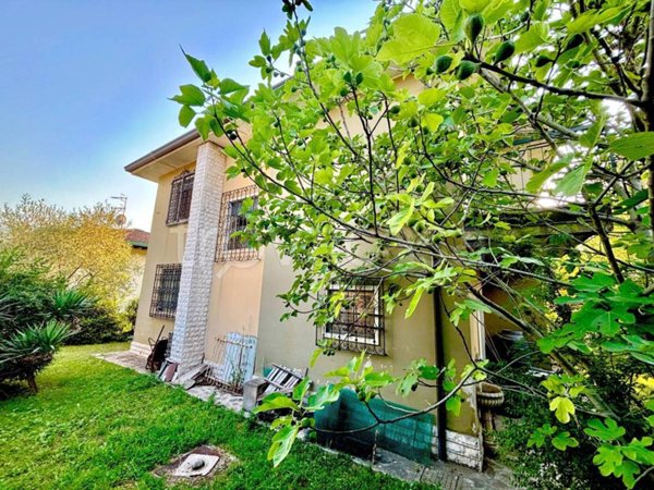 casa indipendente in vendita a Concesio