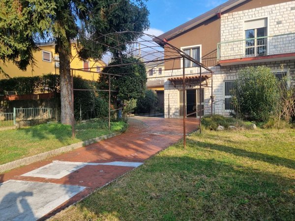casa indipendente in vendita a Concesio in zona Cà De Bosio