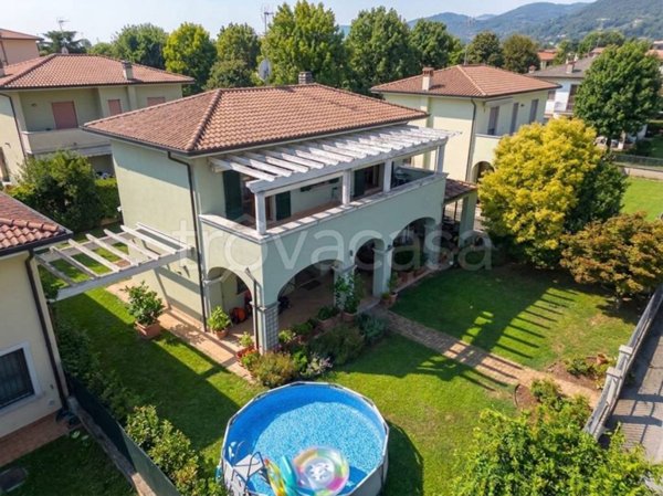 casa indipendente in vendita a Concesio in zona Sant'Andrea