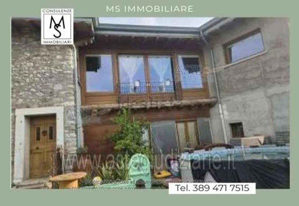 appartamento in vendita a Concesio in zona Costorio