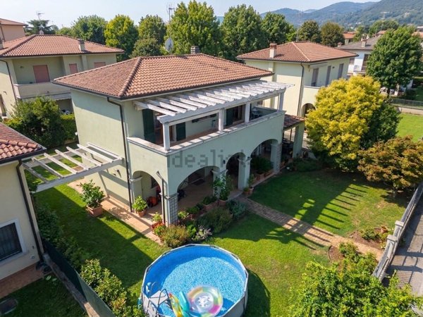 casa indipendente in vendita a Concesio in zona Sant'Andrea