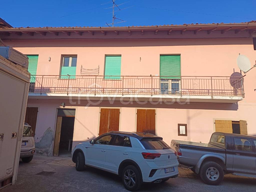 casa indipendente in vendita a Corte Franca