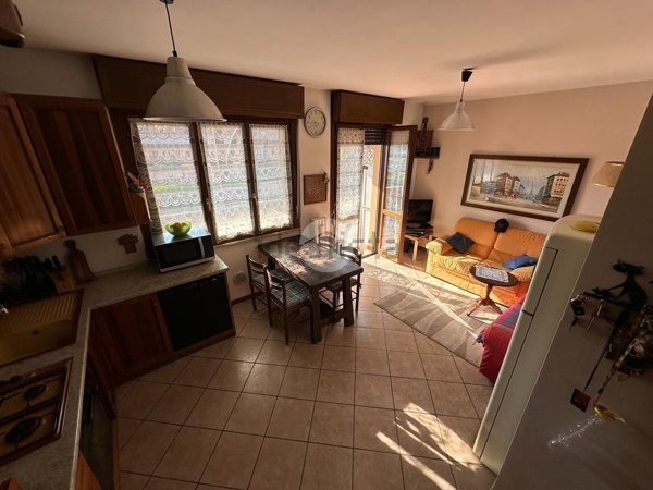 appartamento in vendita a Corte Franca in zona Timoline