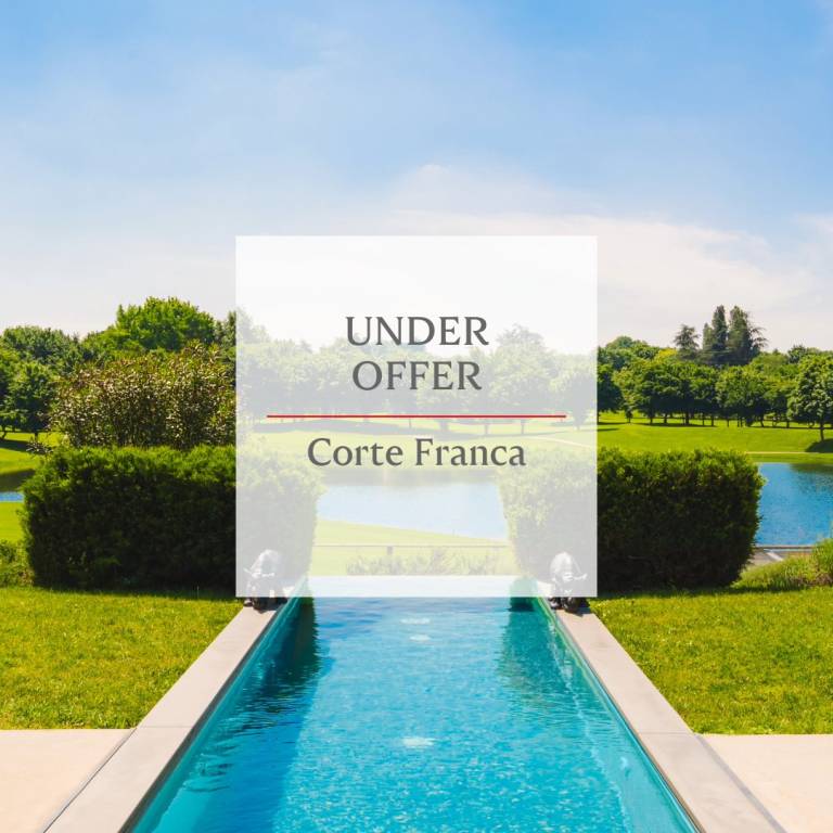 casa indipendente in vendita a Corte Franca