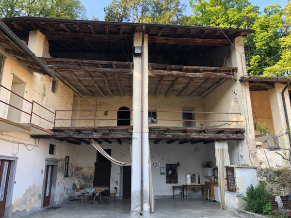 casa indipendente in vendita a Corte Franca