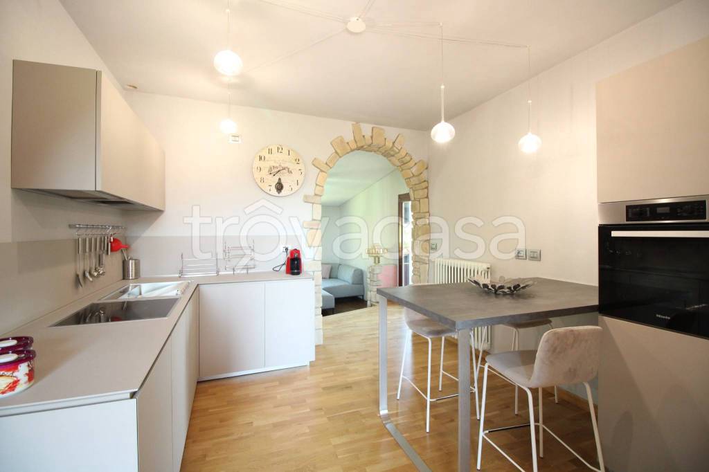 appartamento in vendita a Corte Franca