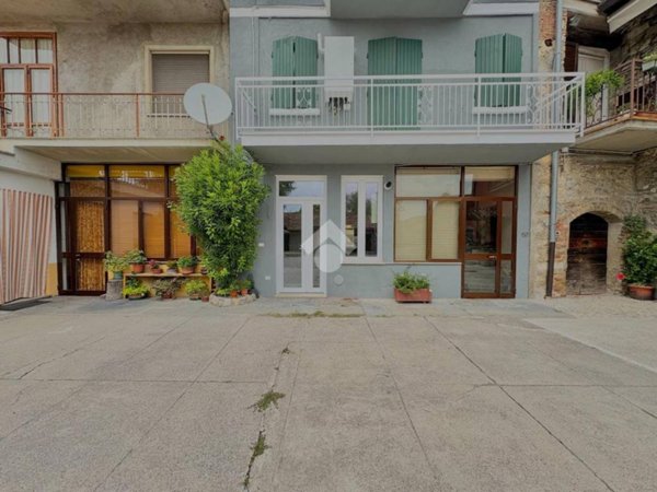 appartamento in vendita a Corte Franca in zona Nigoline Bonomelli