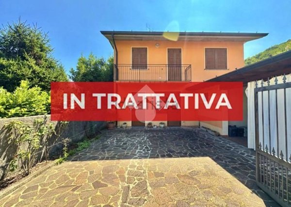 casa indipendente in vendita a Corte Franca