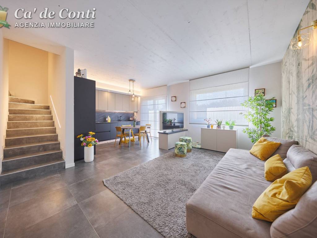 casa indipendente in vendita a Corte Franca