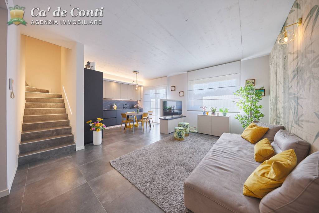casa indipendente in vendita a Corte Franca