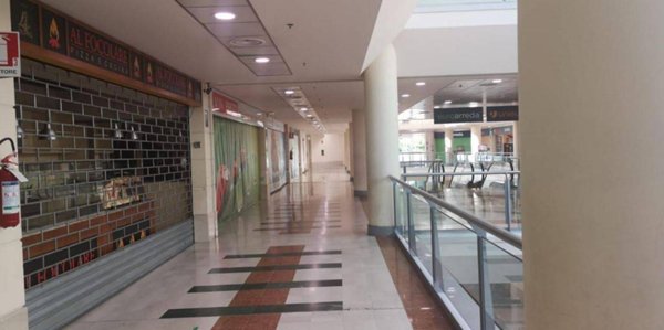 negozio in vendita a Corte Franca in zona Nigoline Bonomelli