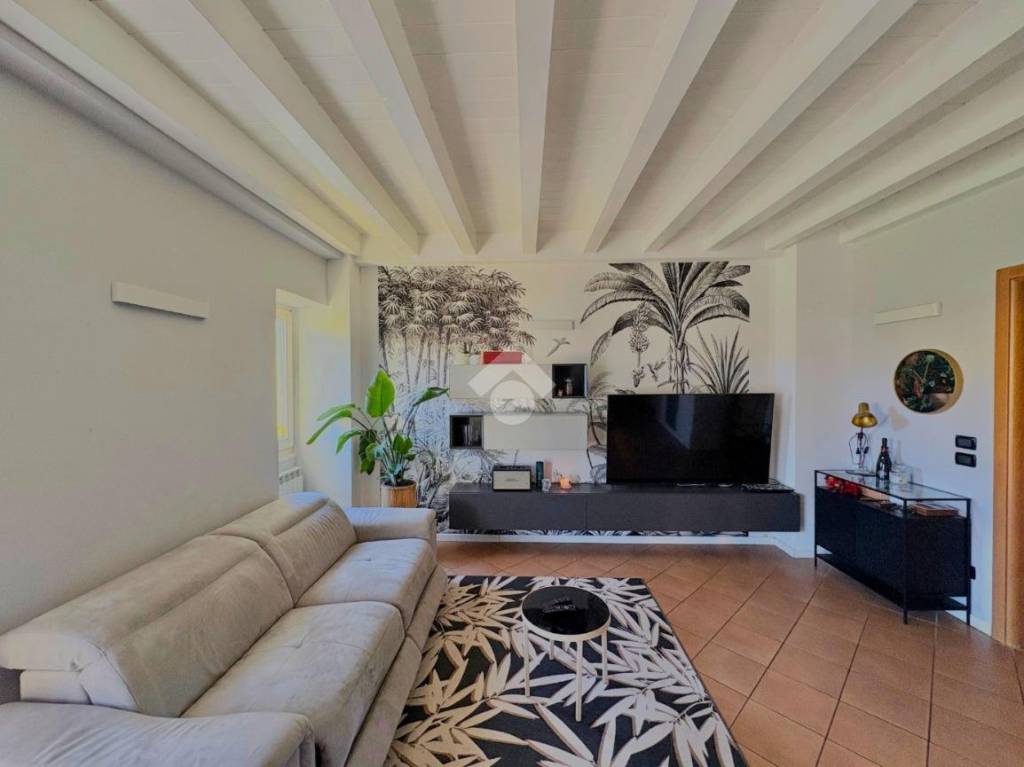 appartamento in vendita a Corte Franca