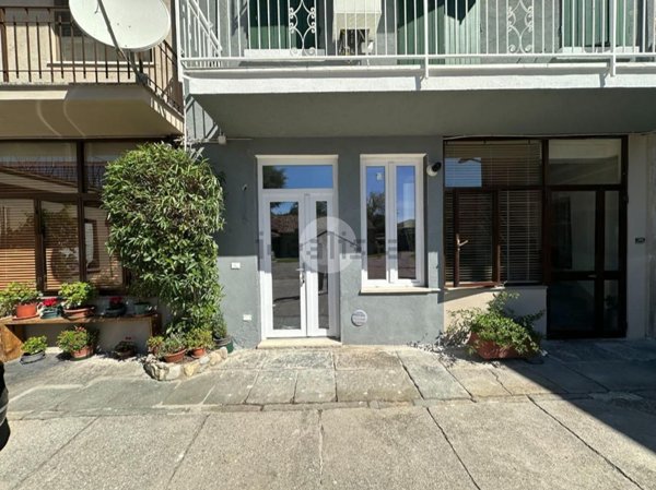 appartamento in vendita a Corte Franca in zona Nigoline Bonomelli