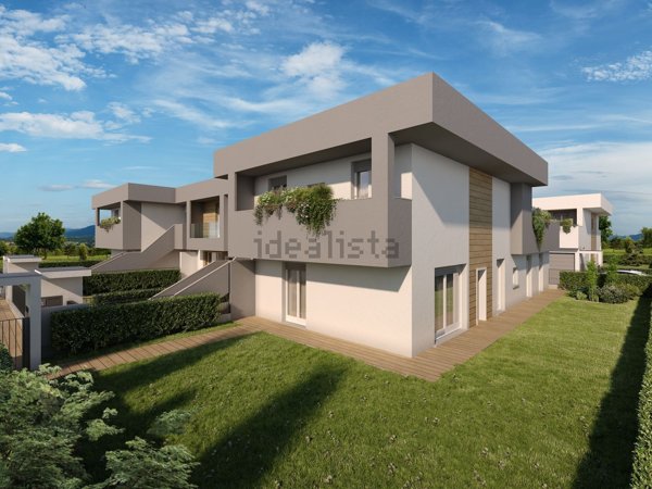 casa indipendente in vendita a Corte Franca