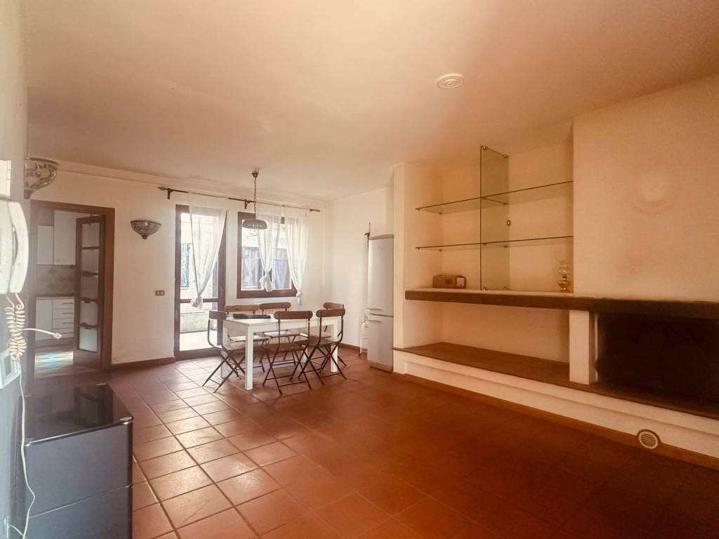 casa indipendente in vendita a Corte Franca in zona Colombaro