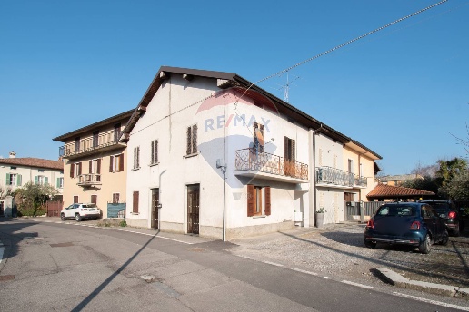 appartamento in vendita a Corte Franca in zona Colombaro