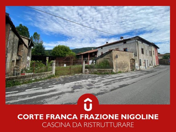 casa indipendente in vendita a Corte Franca in zona Nigoline Bonomelli