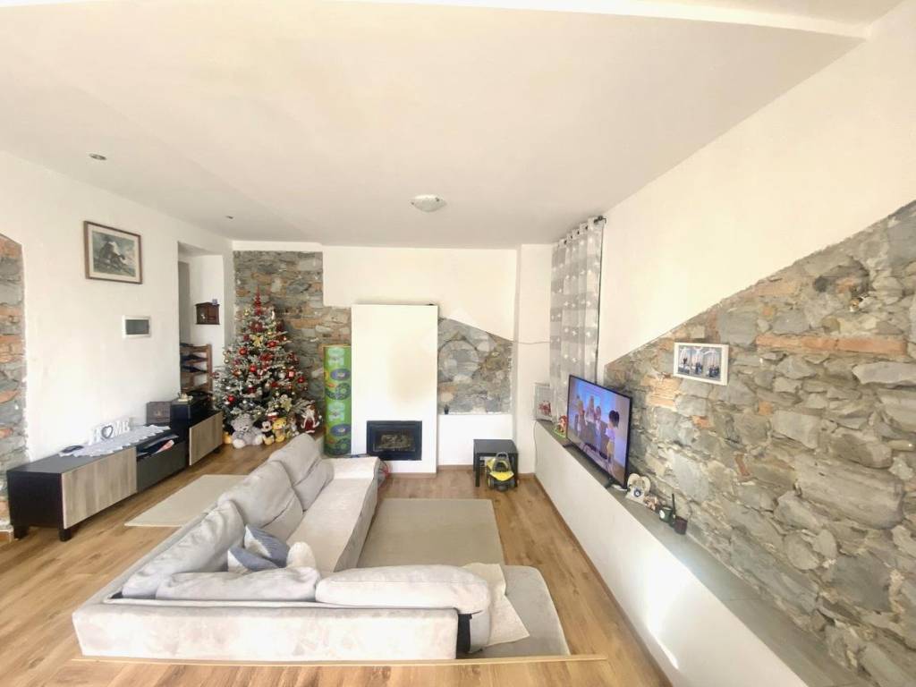 appartamento in vendita a Corte Franca in zona Timoline