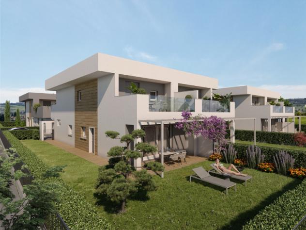 casa indipendente in vendita a Corte Franca