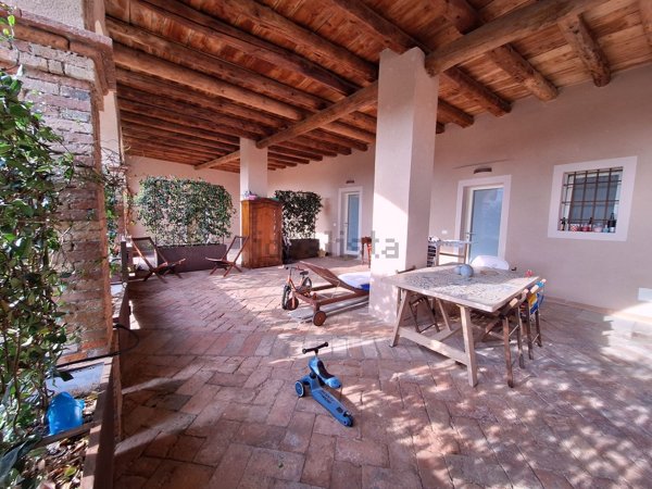 appartamento in vendita a Corte Franca in zona Colombaro