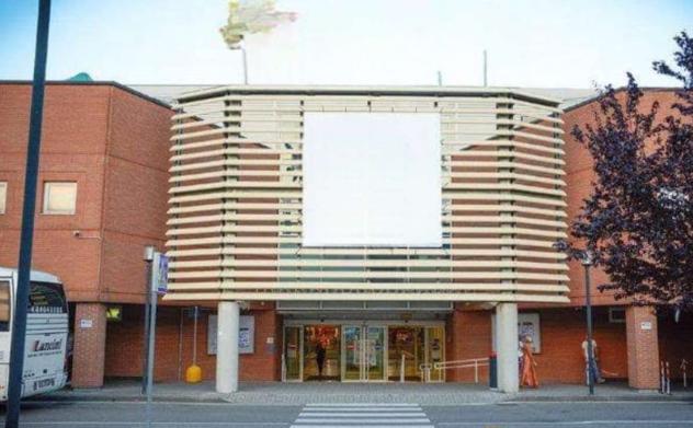 negozio in vendita a Corte Franca