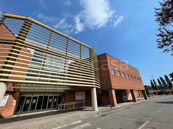 negozio in vendita a Corte Franca in zona Timoline